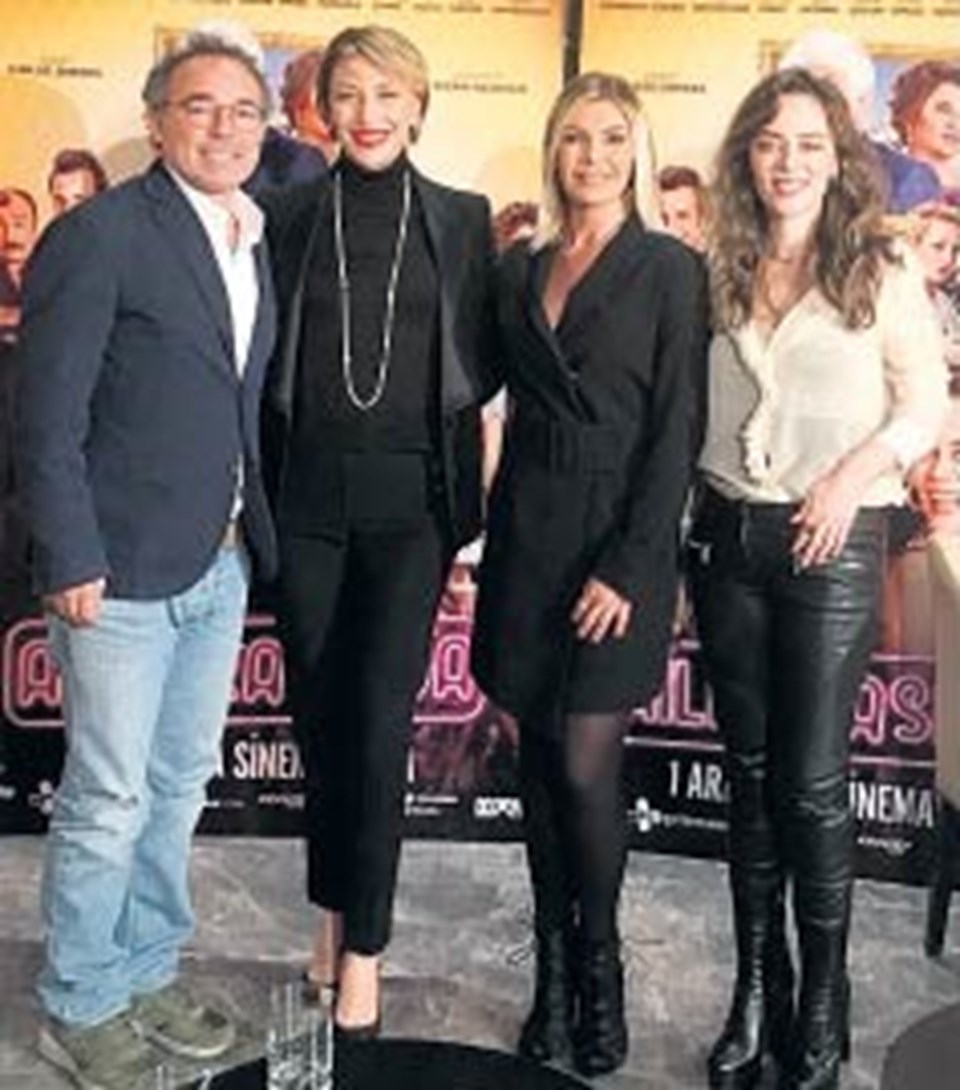 Gulay Afşar, 'Aile Arası'nda...
